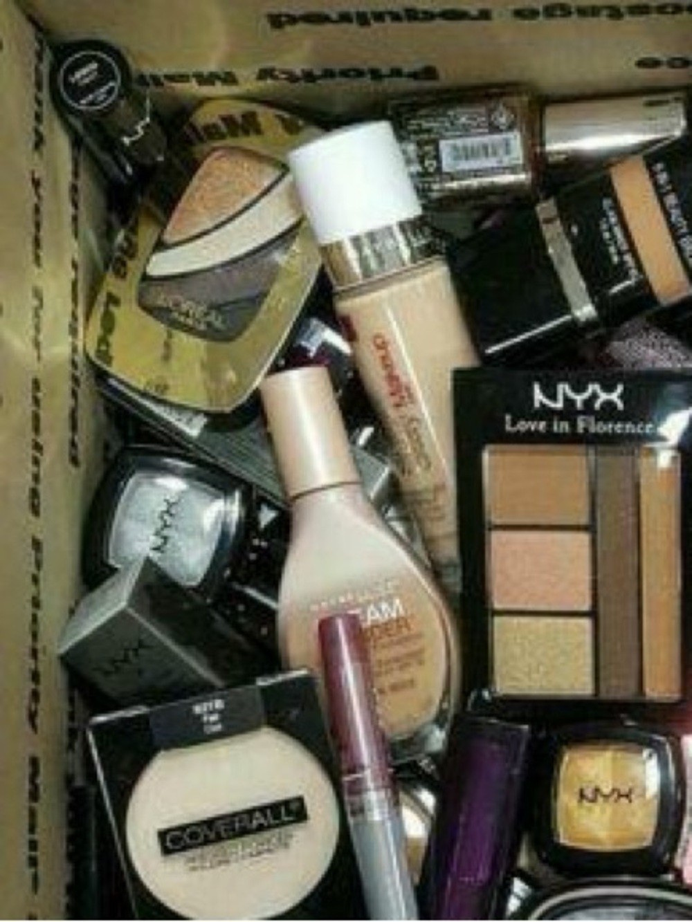 Mystery box Assorted Women’s Makeup bundle lot